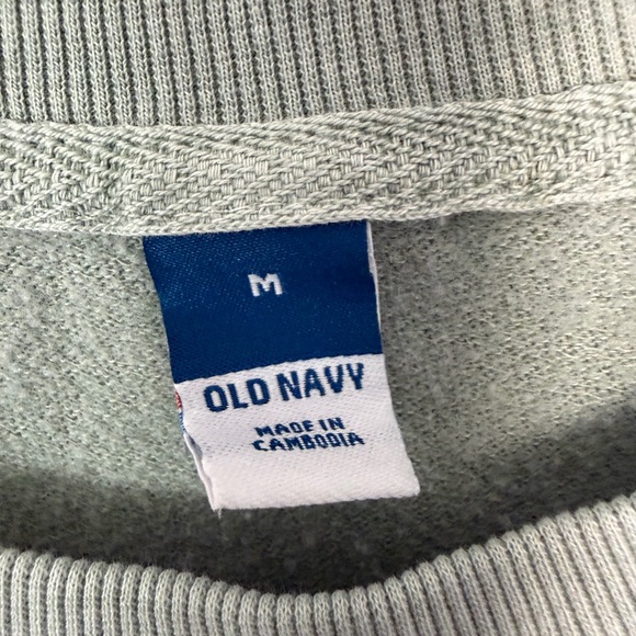 Old Navy Women’s Sage Sweatshirt - Picture 3 of 4